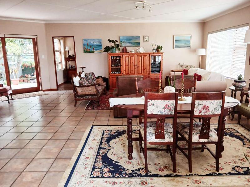 3 Bedroom Property for Sale in Stilbaai Wes Western Cape